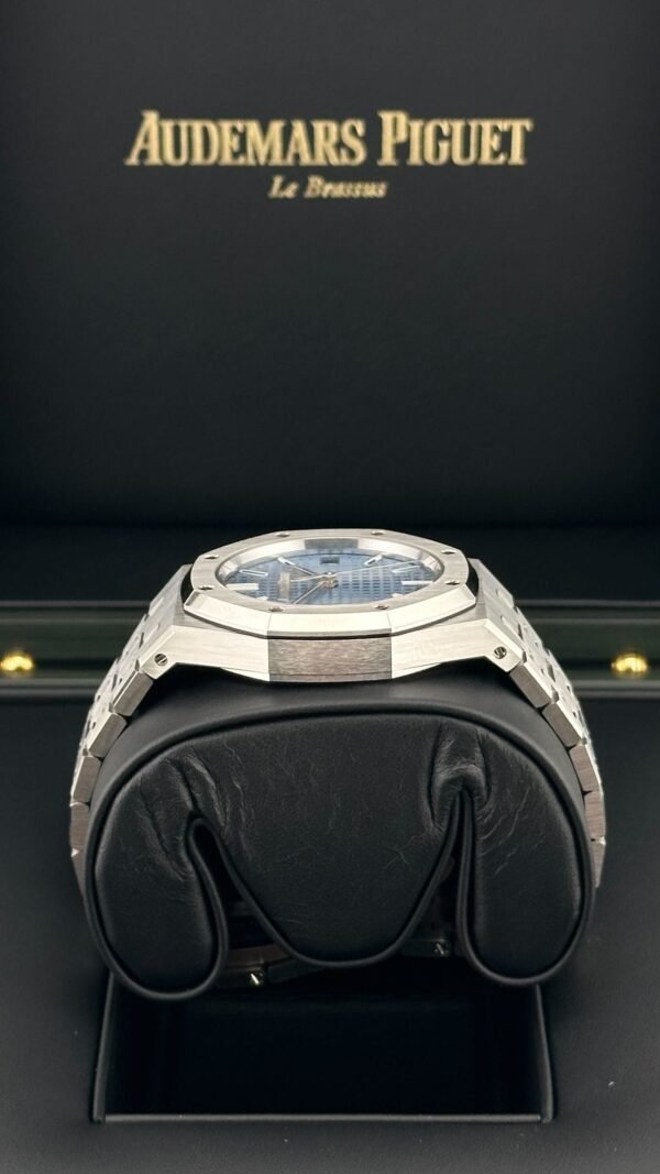 Audemars Piguet Royal Oak 15550ST.OO.1356ST.08 Stainless Steel Ice Blue Dial (2022)
