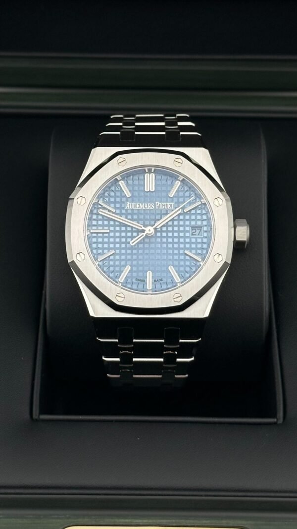 Audemars Piguet Royal Oak 15550ST.OO.1356ST.08 Stainless Steel Ice Blue Dial (2022)