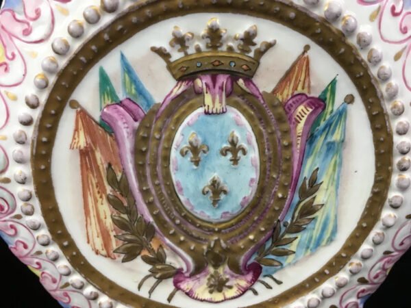 RARE SIGNED NEOPOLITAN CAPODIMONTE ROYAL JEWELRY TRINKET BOX - CIRCA 1770