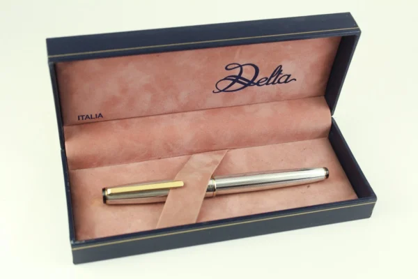 Detla Barley Guilloche Sterling Silver Fountain Pen - Vintage