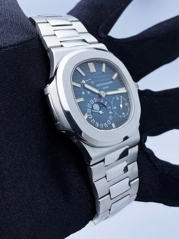 Patek Philippe Nautilus 5712/1A Moon Phase Mens Watch Box Papers