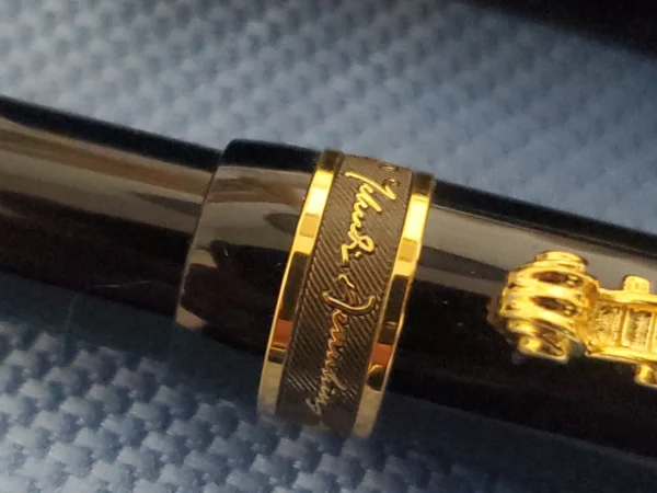 Montblanc Yehudi Menuhin 18k M Fountain Pen
