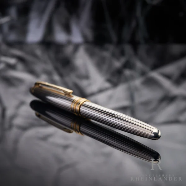 Montblanc Meisterstück Solitaire Sterling Silver Pinstripe Fountain Pen