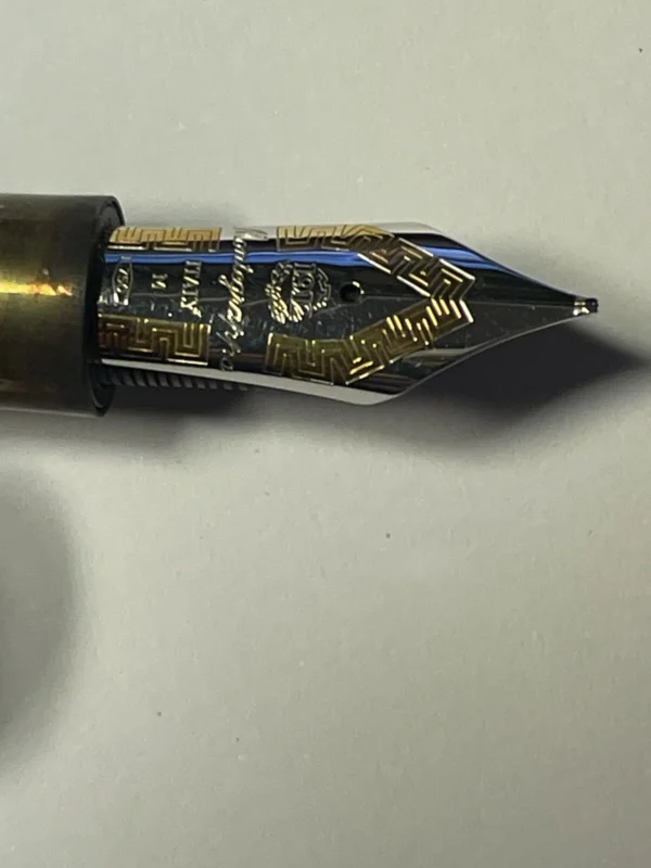 MONTEGRAPPA 1912 Fountain pen In Marble Resin And Silver Finish. 18ct Gold Nib