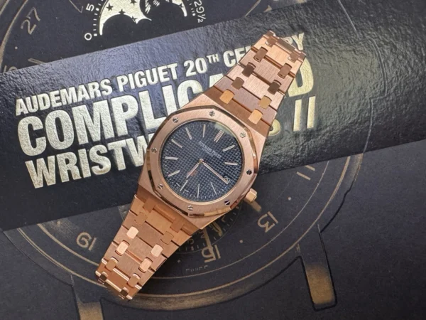 Audemars Piguet Royal Oak 39mm Jumbo Extra Thin Blue Dial Rose Gold