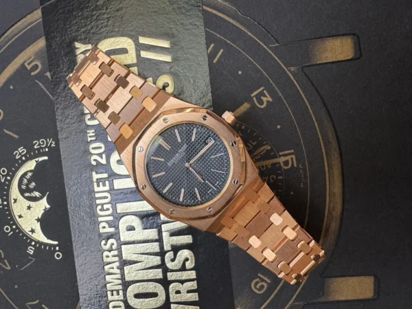 Audemars Piguet Royal Oak 39mm Jumbo Extra Thin Blue Dial Rose Gold