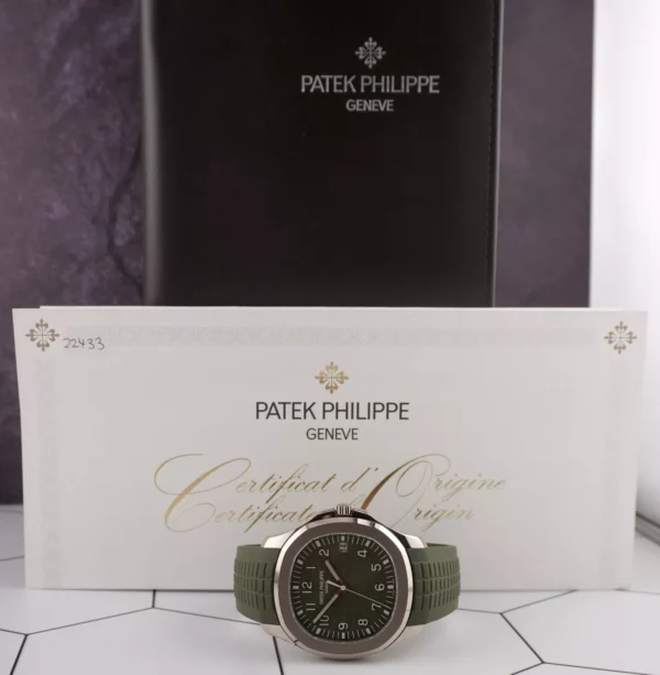 Patek Philippe Aquanaut Jumbo 18K White Gold Khaki Green Men's Watch 5168G-010
