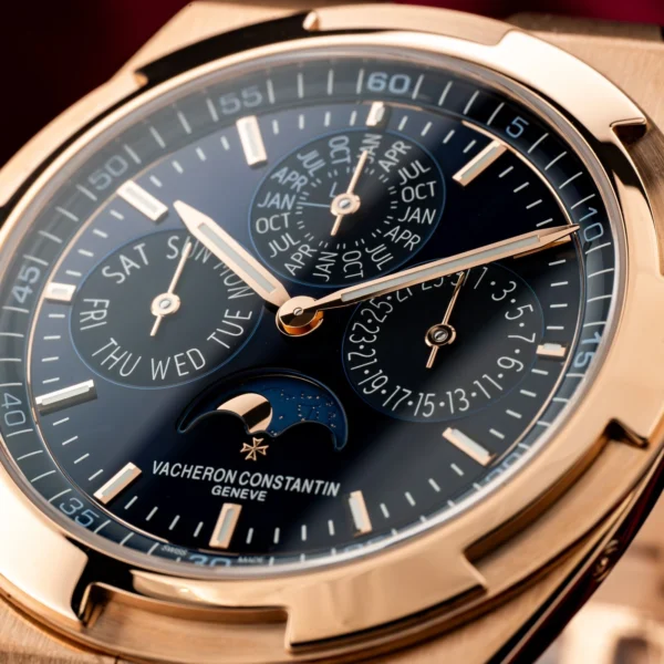 Vacheron Constantin Overseas Perpetual Calendar Ultra-Thin 4300V/220R-B509