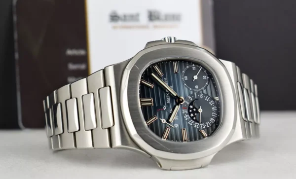 PATEK PHILIPPE Stainless Steel Nautilus Blue Dial PAPERS 5712/1A-001 SANT BLANC