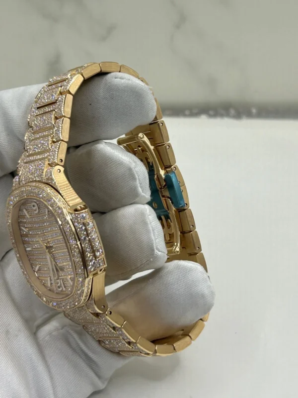 Patek Philippe Nautilus Watch Factory Diamonds Rose Gold 35mm 7118/1450R-001