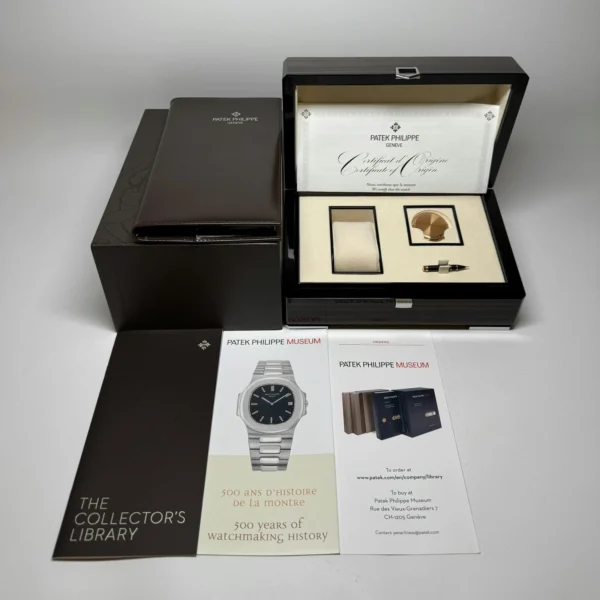 Patek Philippe Grand Complications Perpetual Calendar Chrono Watch 5270/1R-001