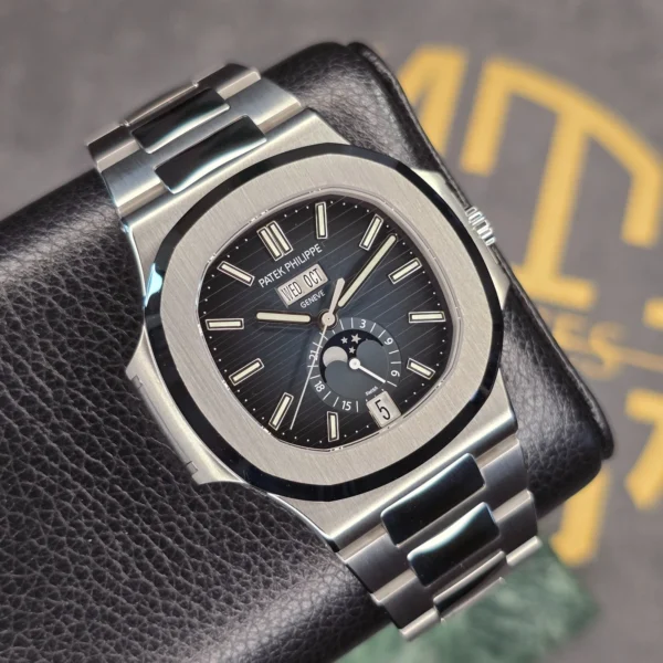 PATEK PHILIPPE NAUTILUS 40.5MM 5726/1A-014 BLUE DIAL ANNUAL CALENDAR STEEL B&P