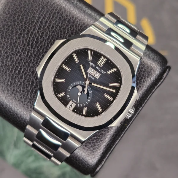 PATEK PHILIPPE NAUTILUS 40.5MM 5726/1A-014 BLUE DIAL ANNUAL CALENDAR STEEL B&P