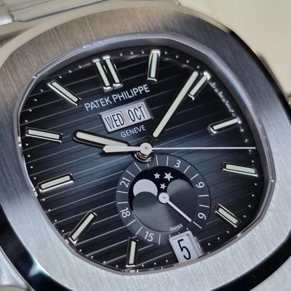 PATEK PHILIPPE NAUTILUS 40.5MM 5726/1A-014 BLUE DIAL ANNUAL CALENDAR STEEL B&P