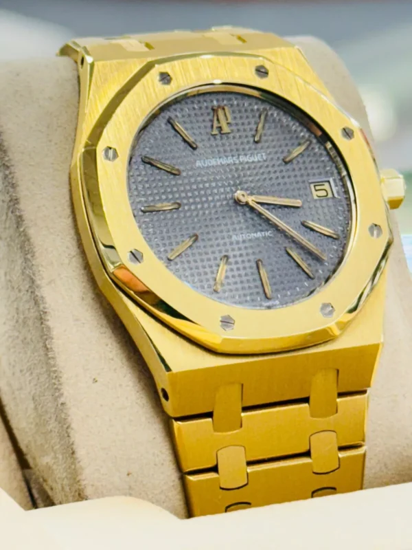 Audemars Piguet Royal Oak jumbo Ultra Thin 18K Yellow Gold Gray Dial 5402BA