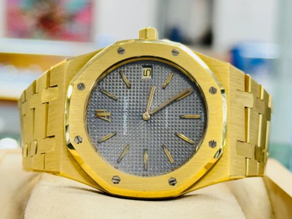 Audemars Piguet Royal Oak jumbo Ultra Thin 18K Yellow Gold Gray Dial 5402BA