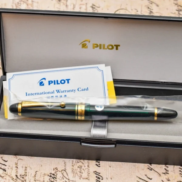 Pilot Custom 823 Green Rikka Special Limited Edition 14k Gold Fine (F) Nib