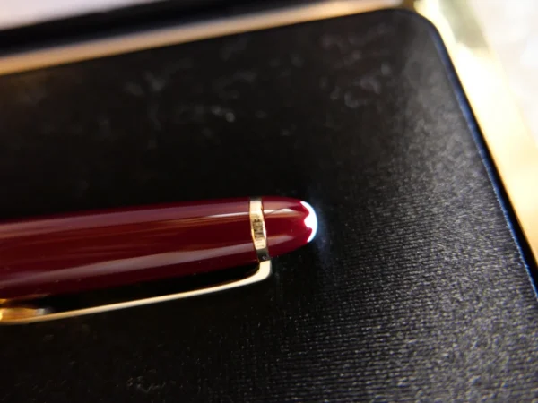 MONTBLANC MEISTERSTUCK 144 BORDEAUX BURGUNDY FOUNTAIN PEN