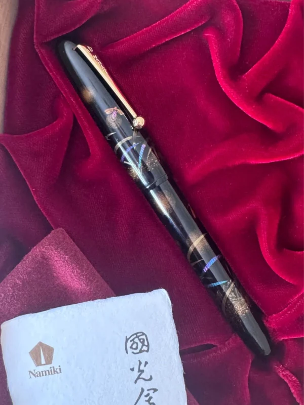 Namiki Yukari Firefly Raden Maki-e Fountain Pen 18K Gold M Nib