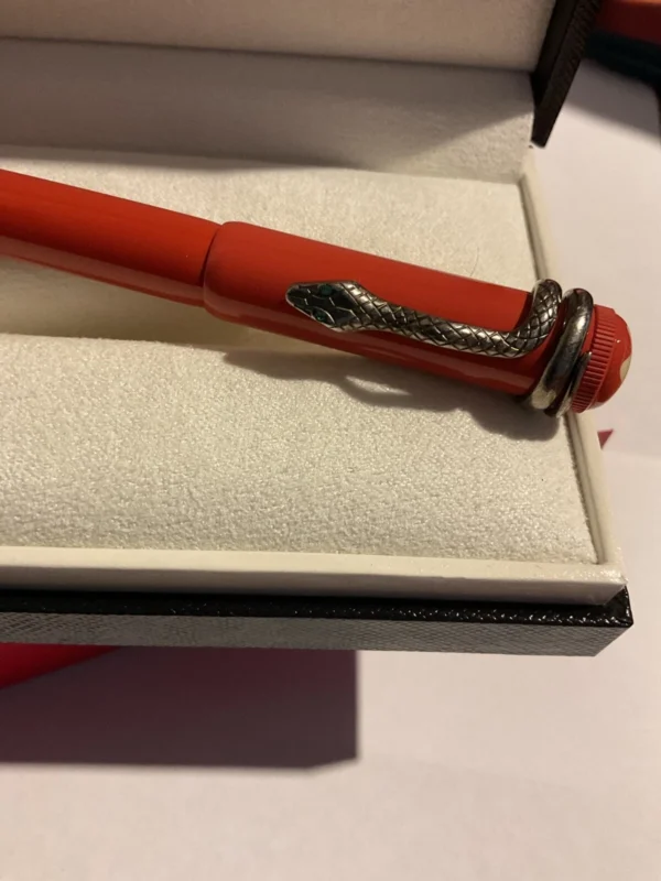 MONTBLANC HERITAGE SPECIAL EDITION ROUGE AND NOIR CORAL AND SNAKE FOUNTAIN PEN