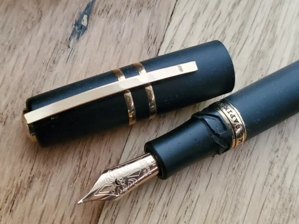 VISCONTI HOMO SAPIENS LAVA BRONZE AGE OVERSIZED FOUNTAIN PEN.