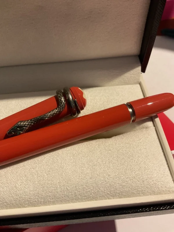 MONTBLANC HERITAGE SPECIAL EDITION ROUGE AND NOIR CORAL AND SNAKE FOUNTAIN PEN