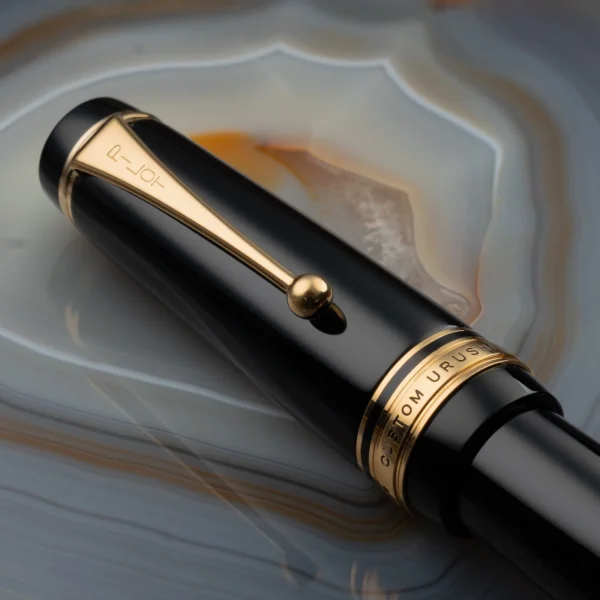Pilot Namiki Custom URUSHI Ebonite Black Body FKV88SRB 18K Gold Nib Fountain Pen