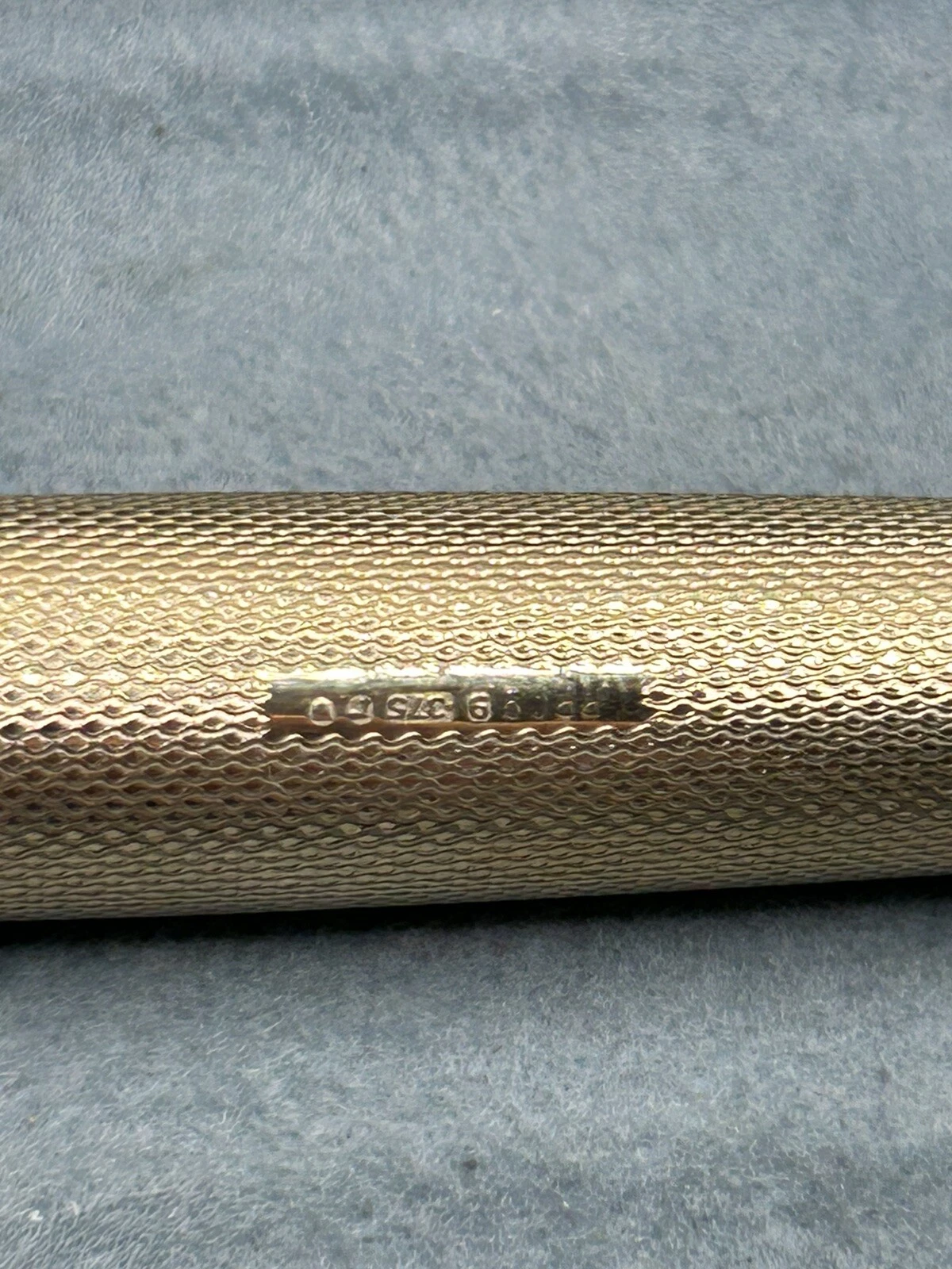 Vintage Parker 61 Presidential 9ct Gold Grain D’Orge Fountain pen