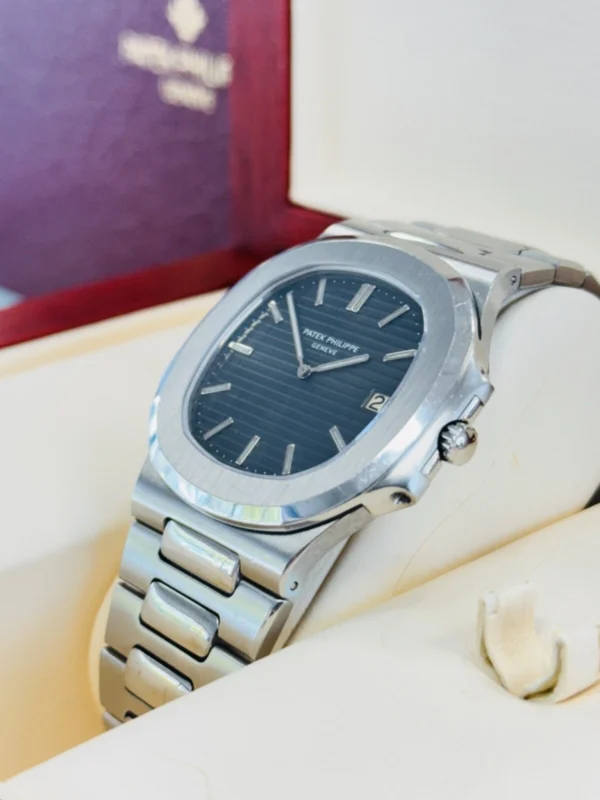 Patek Philippe Nautilus 3700/1A 39mm Nautilus “Jumbo” Blue Dial Steel