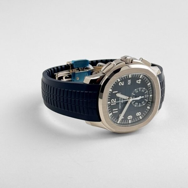 Patek Philippe Aquanaut 5968G-001 White Gold Blue Dial (2022)