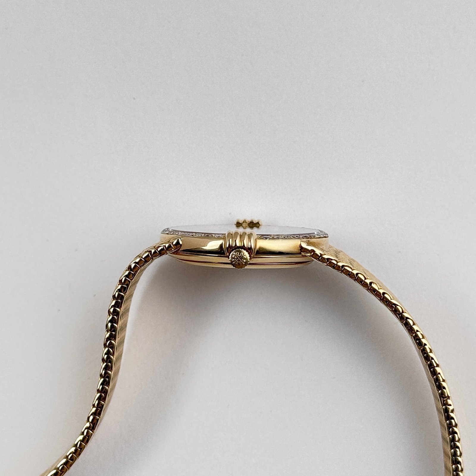 Patek Philippe Ellipse Vintage Yellow Gold Black Onyx Dial Diamond Bezel