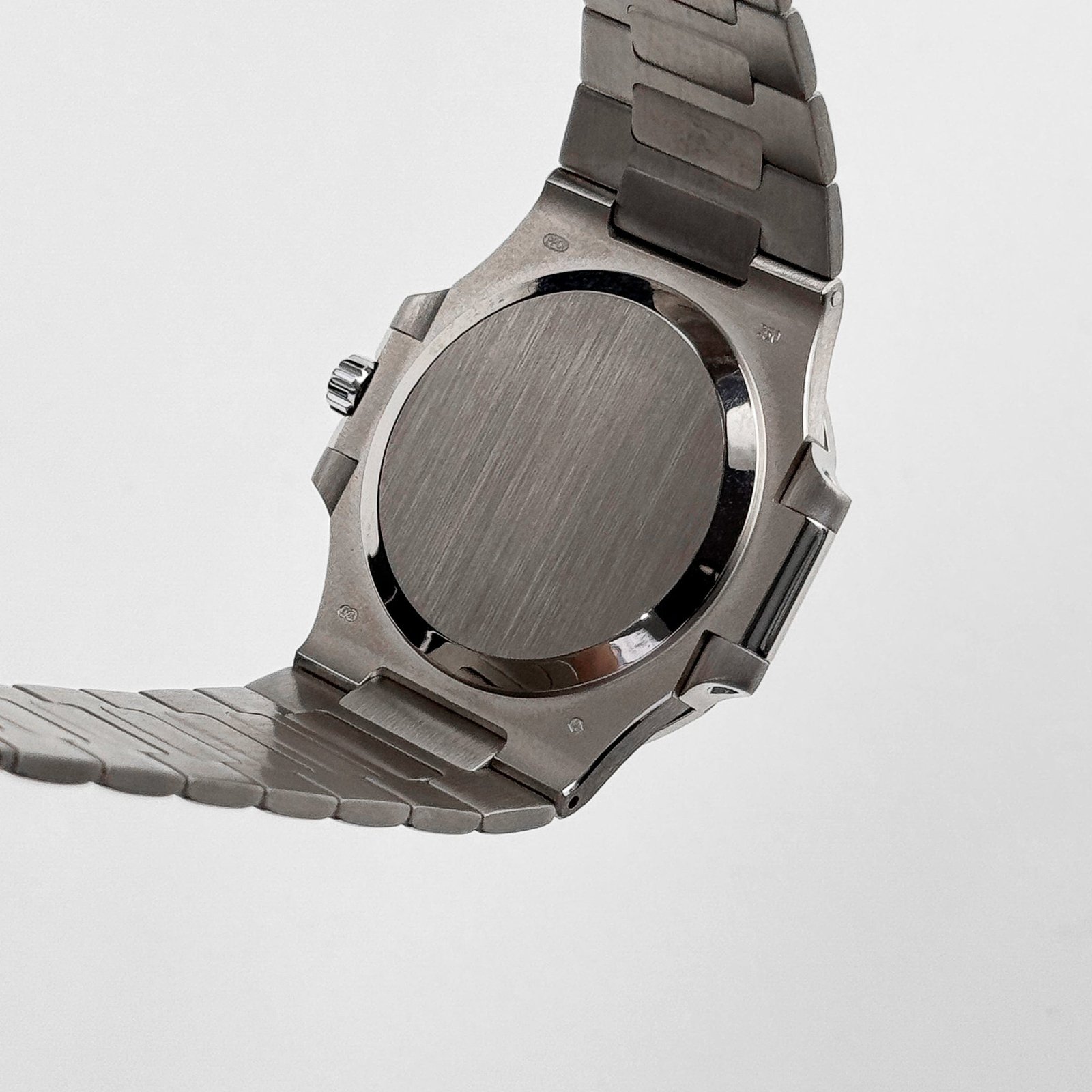 Patek Philippe Nautilus 3800/4G-001 White Gold White Dial Diamond Set (2004)