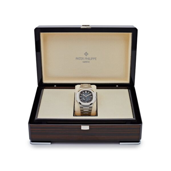 Patek Philippe Nautilus 5712/1A-001 Stainless Steel Blue Dial Moon Phases (2020)