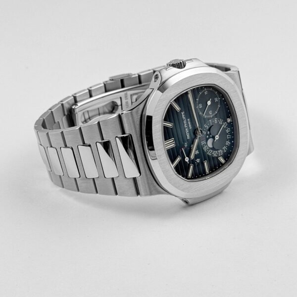 Patek Philippe Nautilus 5712/1A-001 Stainless Steel Blue Dial Moon Phases (2020)