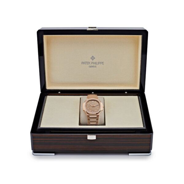 Patek Philippe Nautilus 7118/1200R-010 'Ladies' Rose Gold (2025)