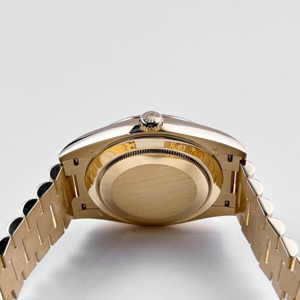Rolex Day-Date 40 228238 Yellow Gold Champagne Roman Dial (2024)