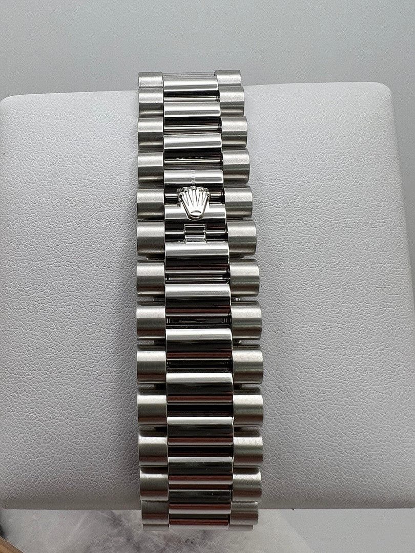 Rolex Day-Date 40 228396TBR Platinum Olive Green Dial Diamond Bezel