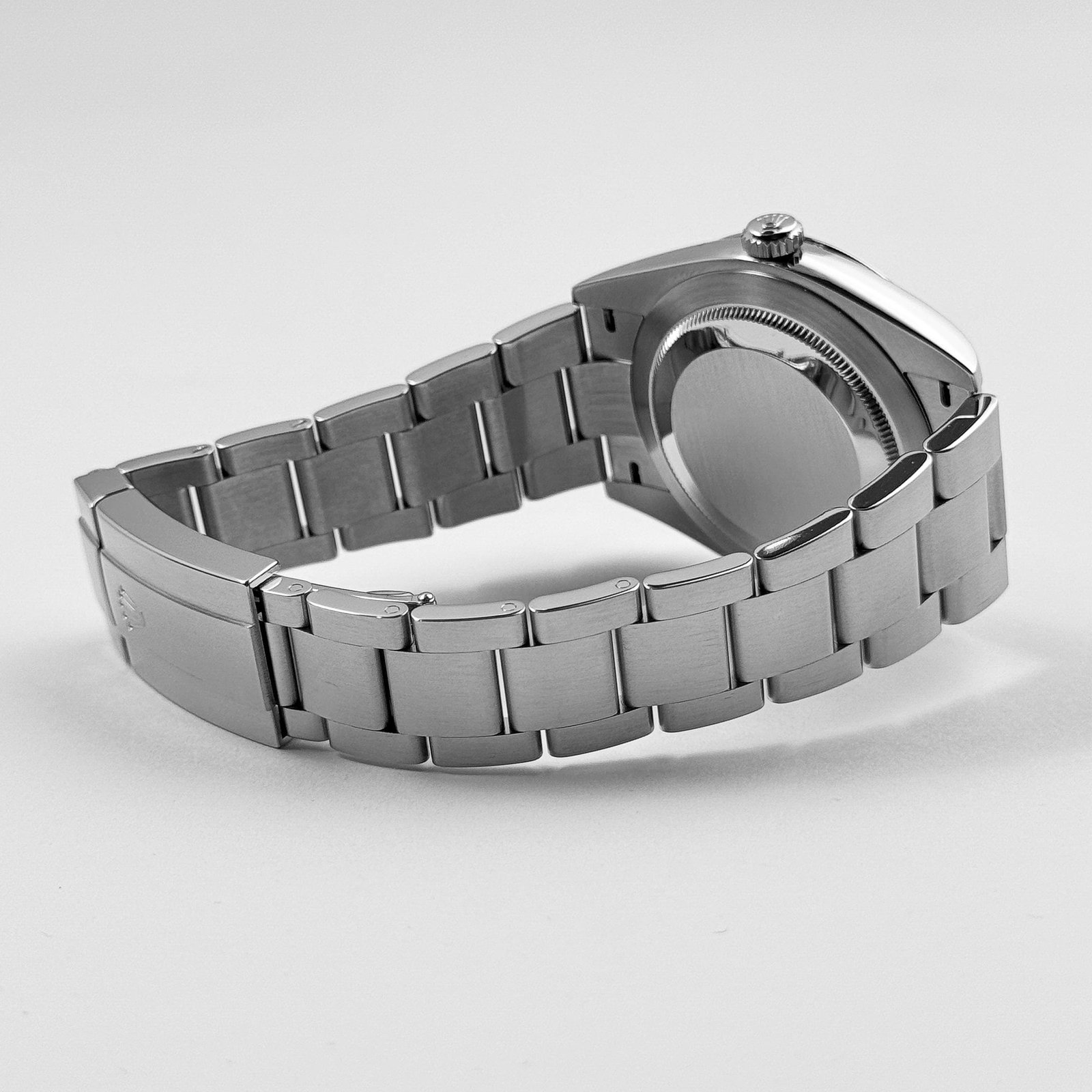 Rolex Oyster Perpetual 41 124300 Stainless Steel Red Dial (2021)