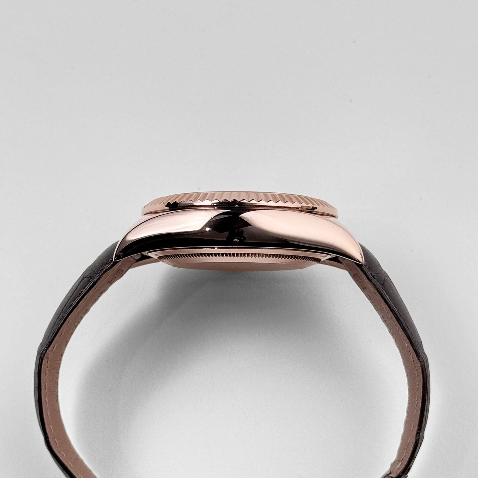 Rolex Sky-Dweller 326135 Rose Gold Sundust Dial (2016)