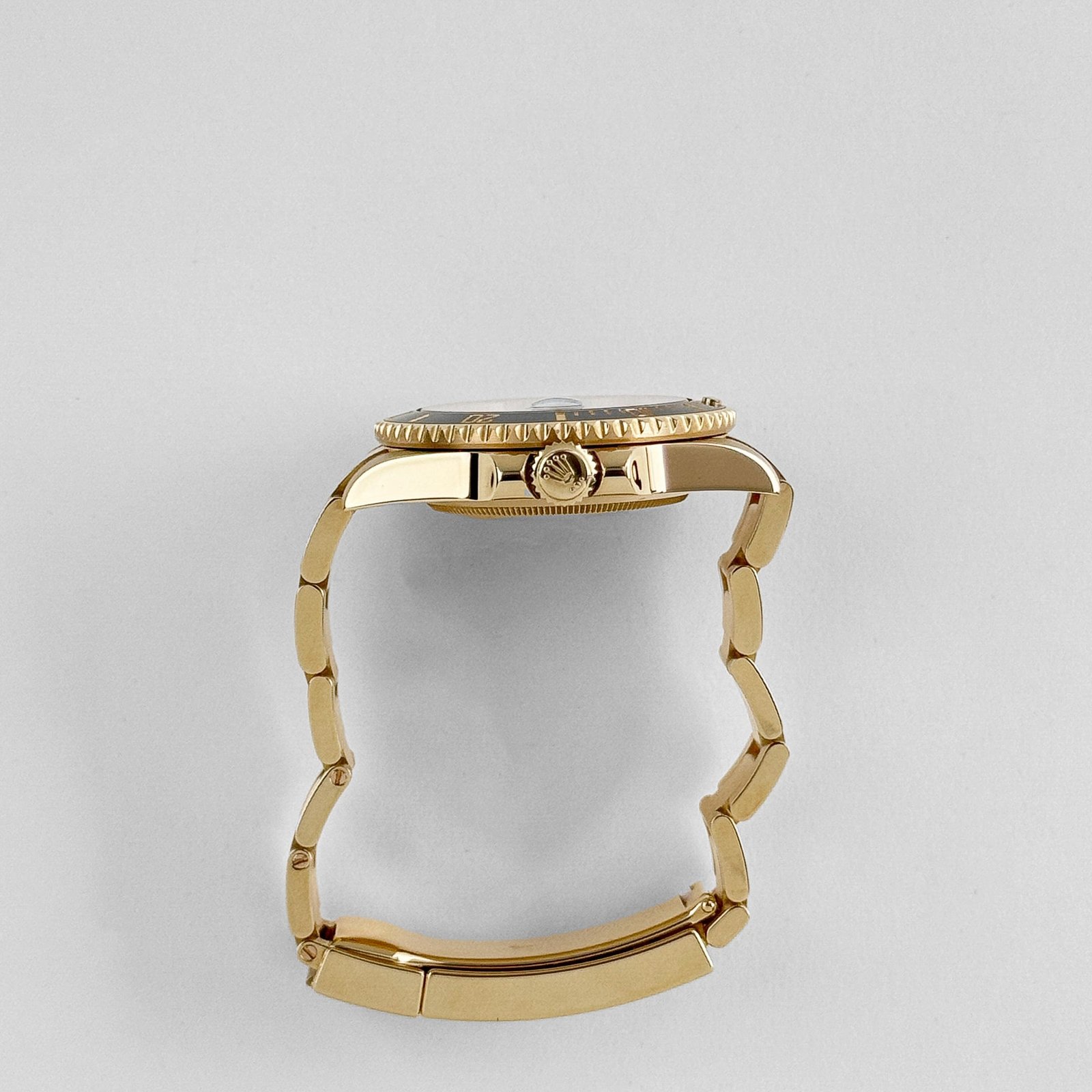 Rolex Submariner Date 116618LN Yellow Gold Black Dial (2015)