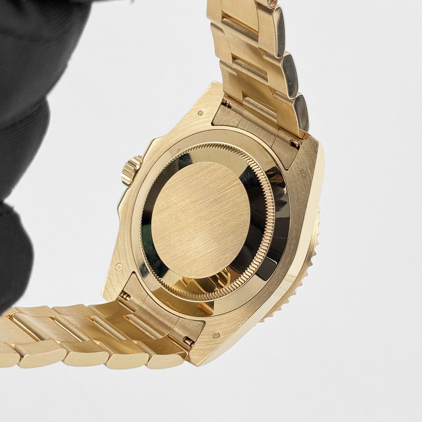 Rolex Submariner Date 116618LN Yellow Gold Black Dial (2015)