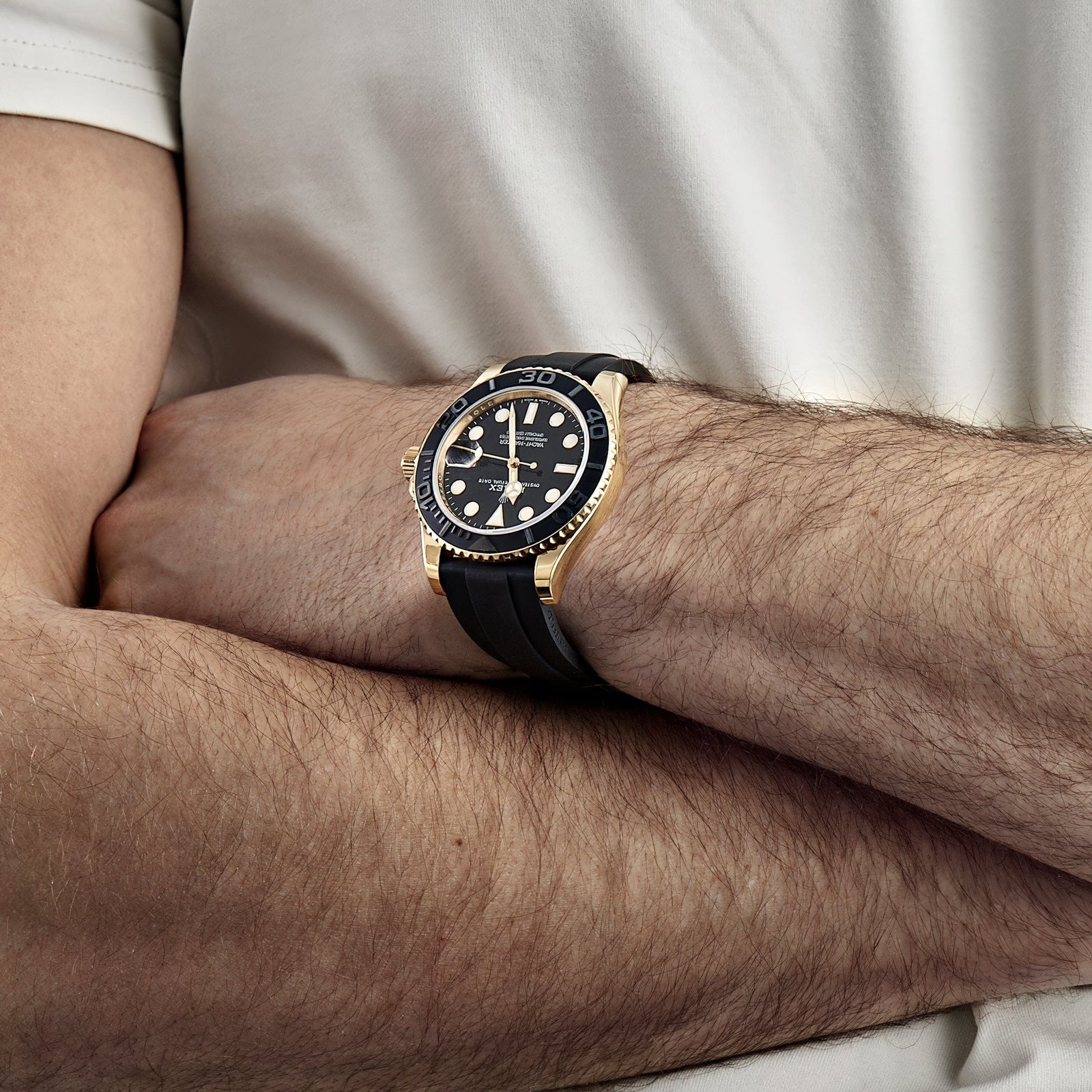 Rolex Yacht-Master 42 226658 Yellow Gold Oysterflex (2023)