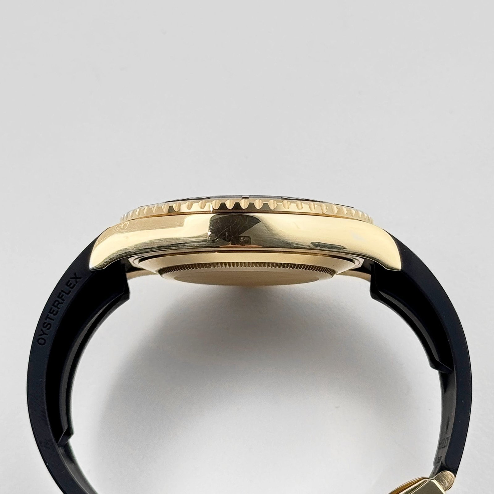 Rolex Yacht-Master 42 226658 Yellow Gold Oysterflex (2023)