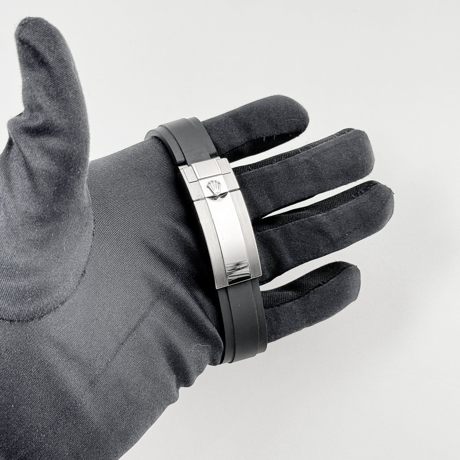 Rolex Yacht-Master 42 226679TBR White Gold Black Dial Diamond Bezel (2023)