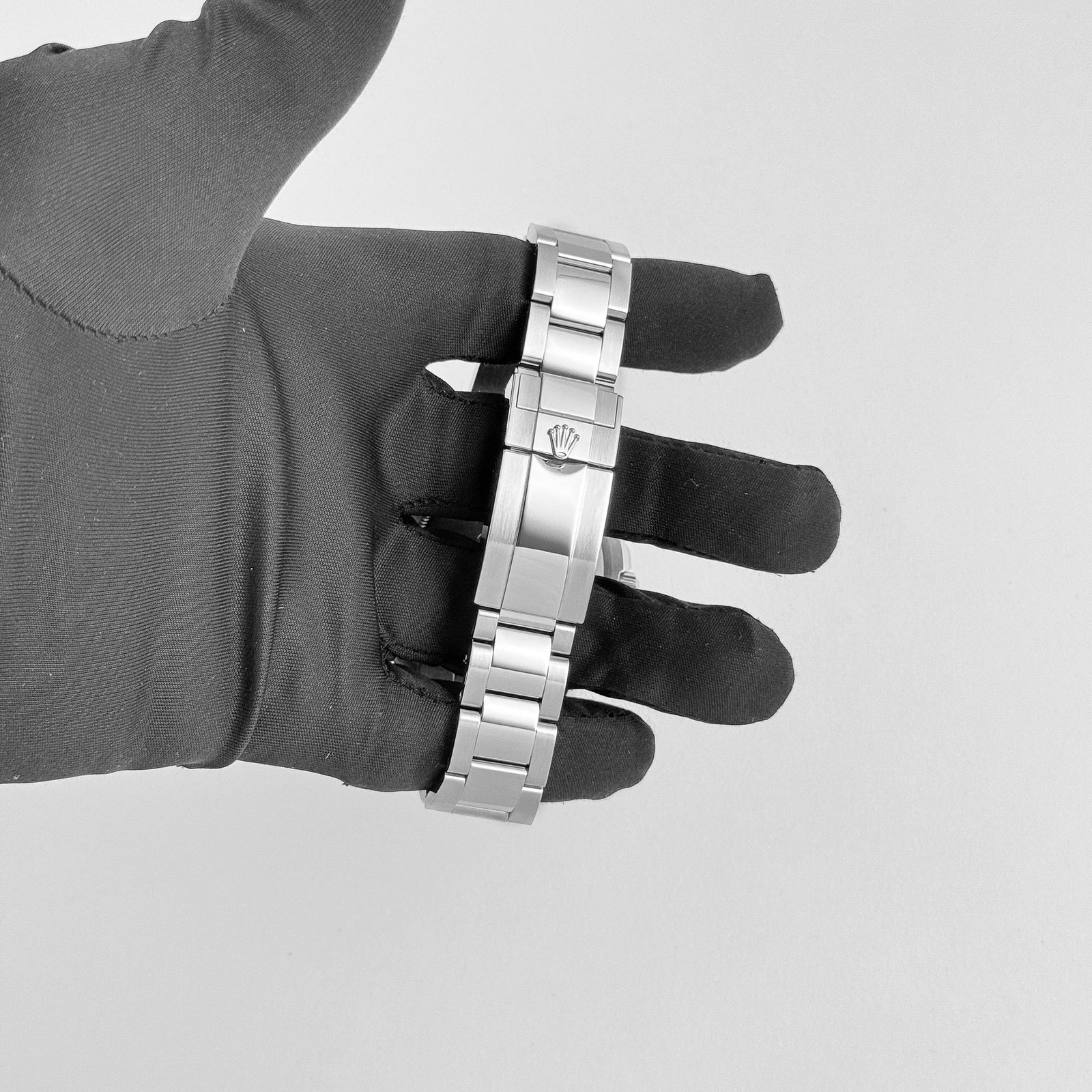 Rolex Yacht-Master II 116680 Stainless Steel White Dial (2021)