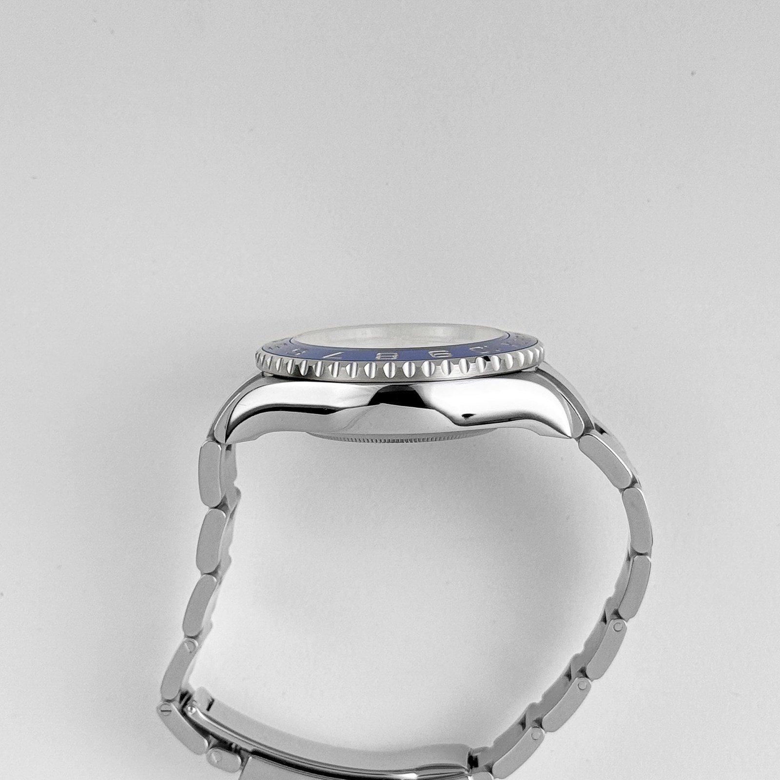 Rolex Yacht-Master II 116680 Stainless Steel White Dial (2021)